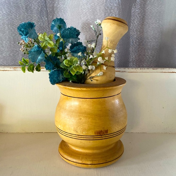Source Unknown Other - WOOD 2PCS MORTAR AND PESTLE SET. FLOWERS NOT INCLUDED